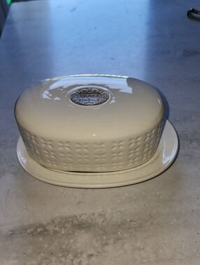 French Country Ceramic Butter Dish - Cream Butter Server